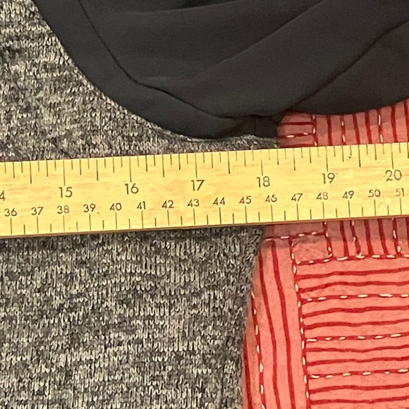 FarWest women’s size small Gray Black Hooded zip up fleece Jacket w/ thumb holes - Picture 6 of 14